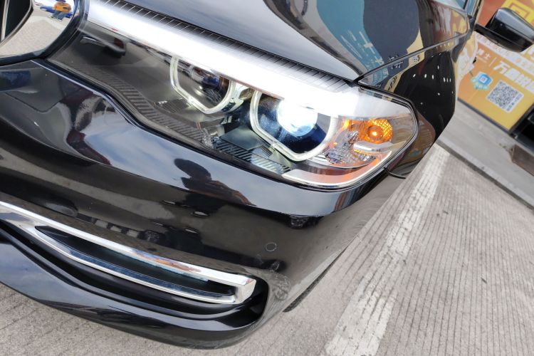 宝马5系 2019款 530Li 领先型 豪华套装局部细节36