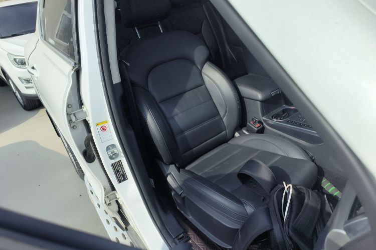 哈弗H7 2016款 蓝标H7 2.0T 自动豪华型局部细节41