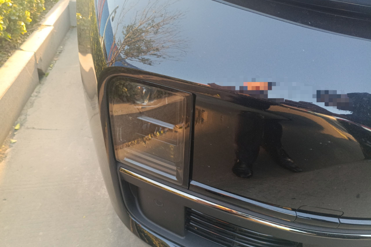 理想汽车 理想L8 2024款 Max车身外观8