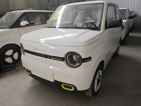 吉利银河 熊猫 2025款 210km 元气熊