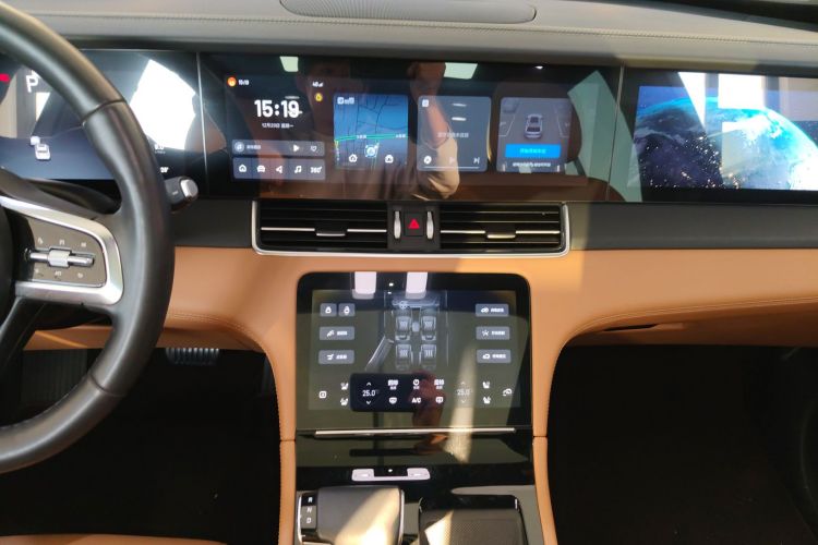 理想汽车 理想ONE 2021款 增程6座版中控内饰16