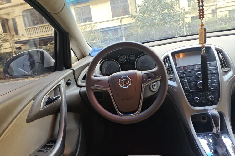 别克 英朗 2013款 GT 1.6L 自动时尚版局部细节13