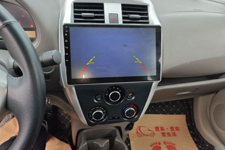 日产 阳光 2015款 1.5XE CVT舒适版中控内饰16