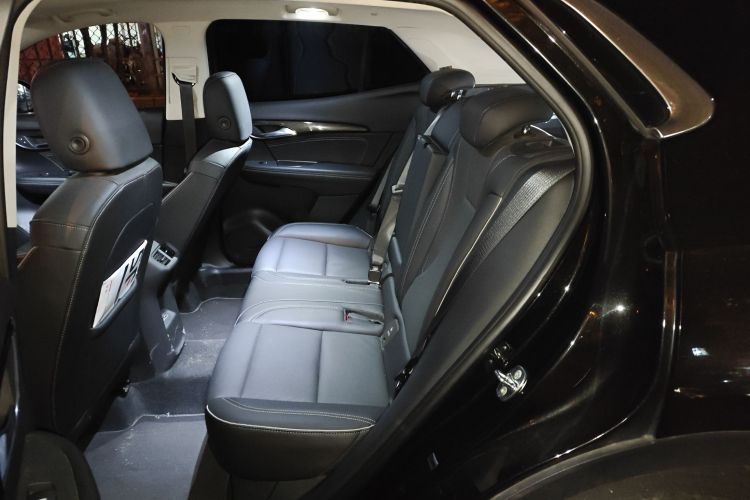 别克 2023款 昂科威S 552T 两驱豪华型中控内饰7004