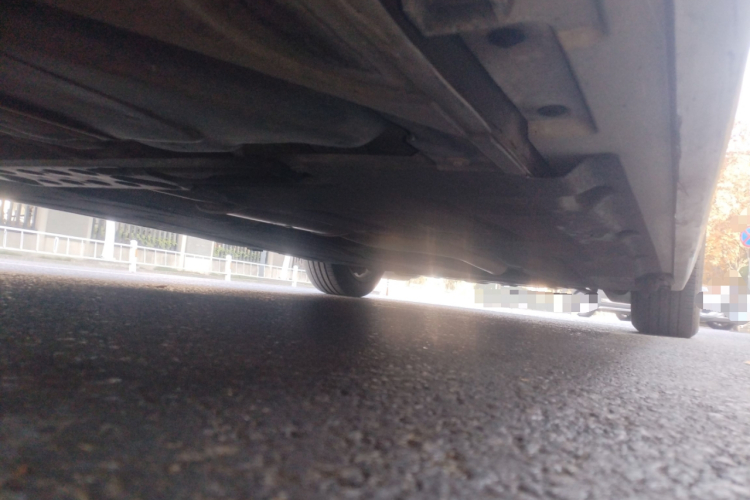 宝马5系 2013款 525Li 领先型局部细节9002