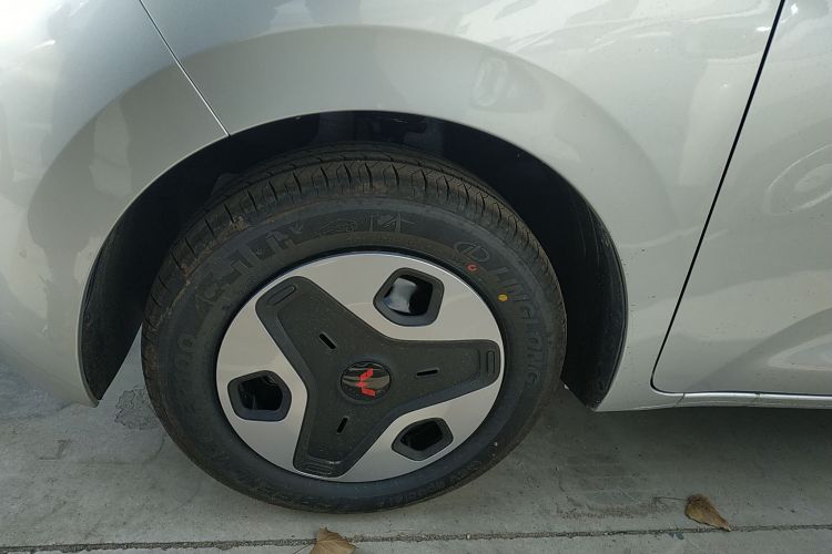 五菱汽车 五菱之光新能源 2025款 305km 进取型车身外观6007