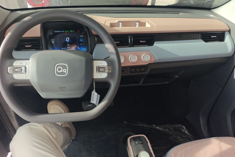奇瑞新能源 QQ冰淇淋 2025款 155km 圣代版中控内饰12