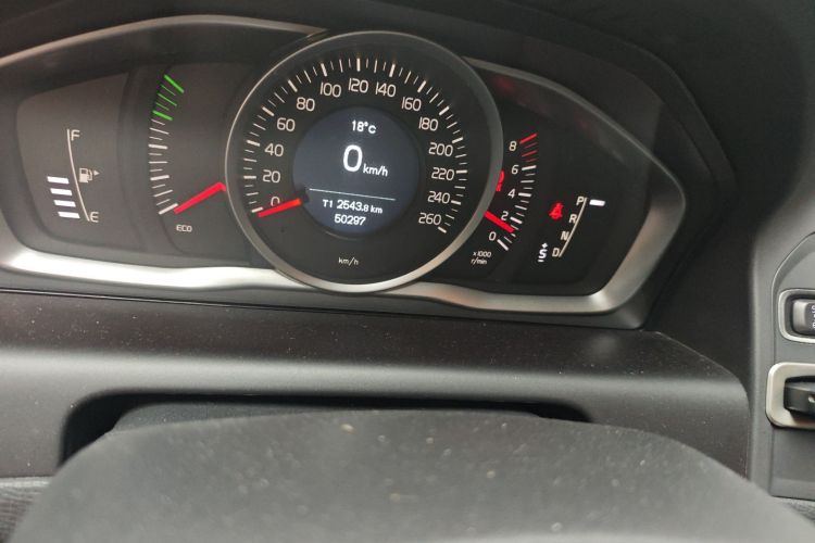 沃尔沃XC60 2017款 T5 智行升级版中控内饰15