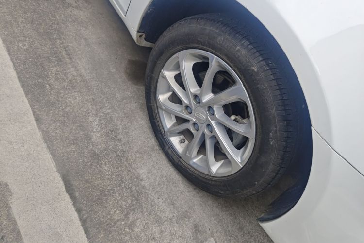 吉利汽车 帝豪 2021款 UP 1.5L CVT豪华型车身外观10