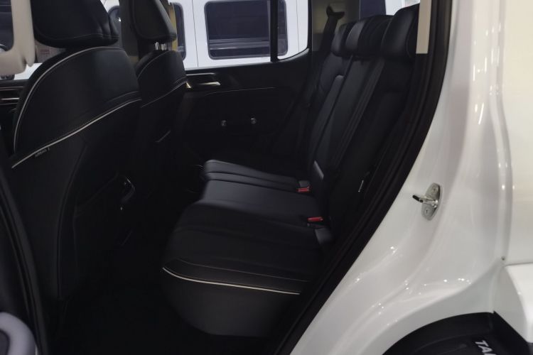 坦克300 2021款 城市版 2.0T 很有型中控内饰21