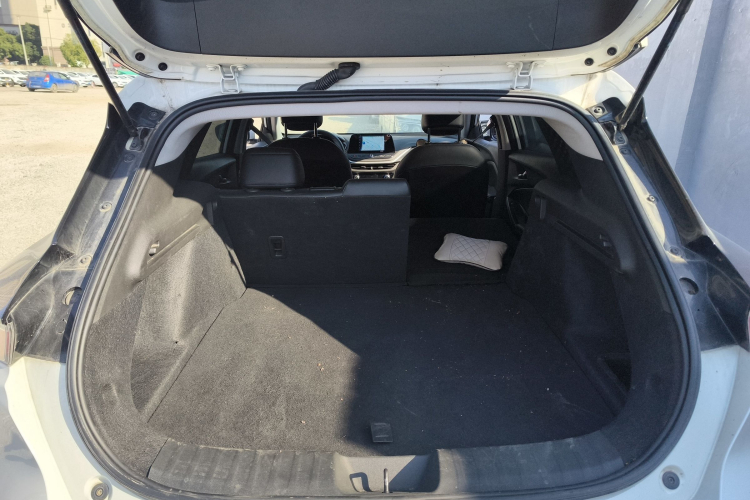 雪佛兰 畅巡 2022款 星享版 Plus机舱底盘23