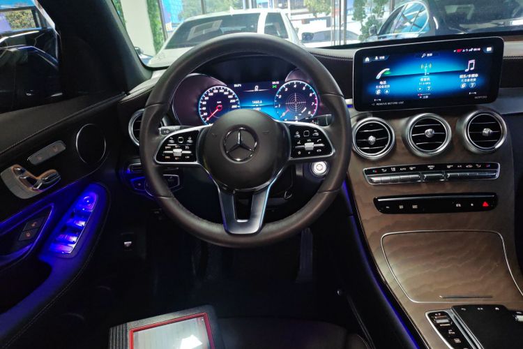 奔驰GLC 2022款 改款二 GLC 260 L 4MATIC 豪华型局部细节13