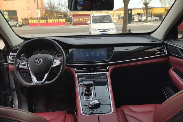 长安CS85 COUPE 2019款 1.5T DCT品版 国VI中控内饰12