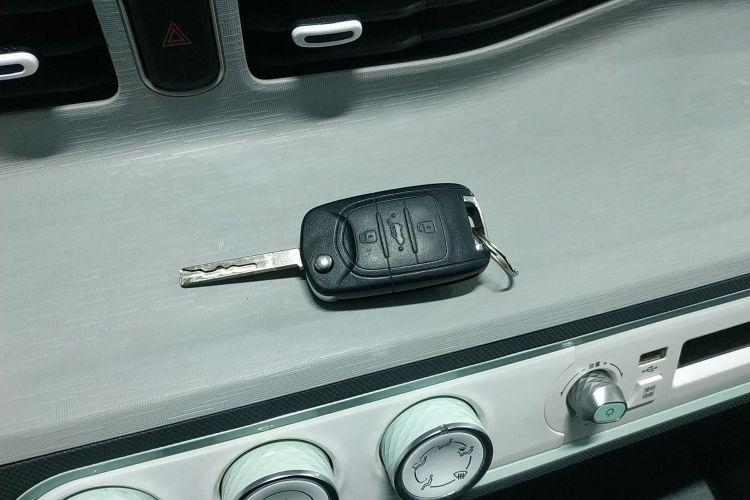 五菱汽车 宏光MINIEV 2021款 马卡龙臻享款 磷酸铁锂中控内饰11