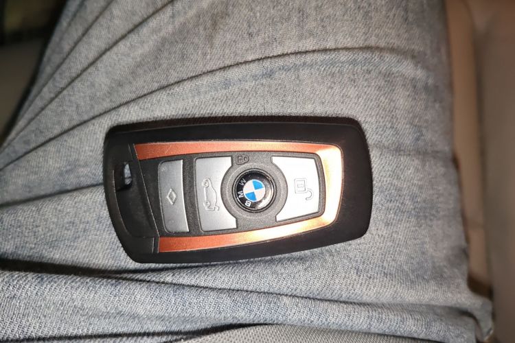 宝马5系 2013款 525Li 豪华型中控内饰7001