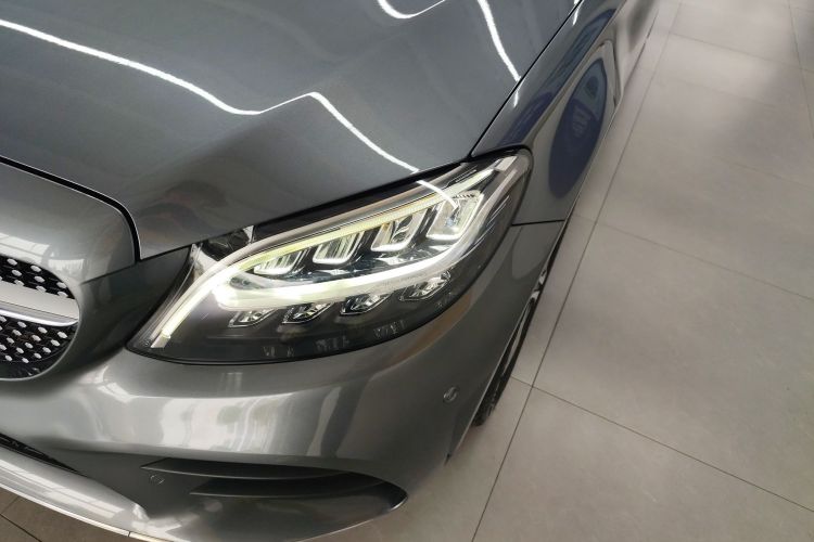 奔驰C级 2019款 C 260 L 运动版局部细节36