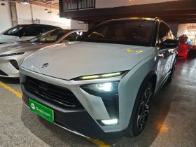 蔚来ES8 2020款 415KM 签名版 六座版