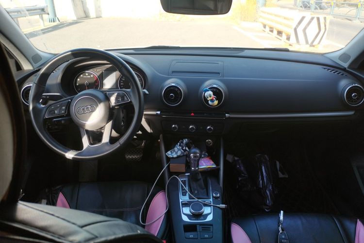 奥迪A3 2020款 Sportback 35 TFSI 进取型 国VI中控内饰12