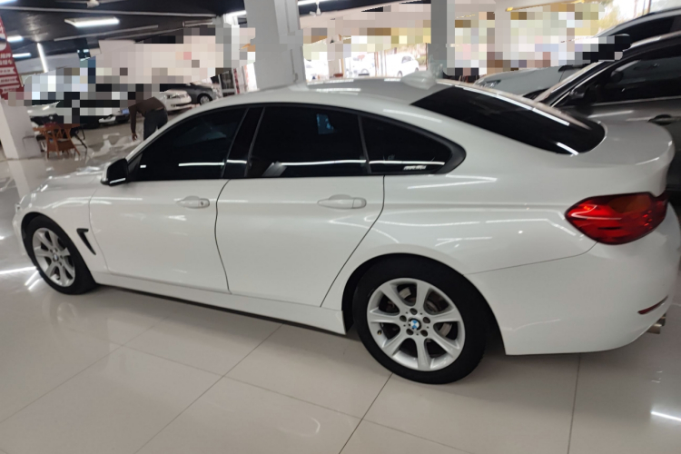 宝马4系 2016款 420i Gran Coupe 进取型车身外观4