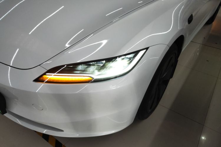 特斯拉 Model 3 2025款 后轮驱动版局部细节36