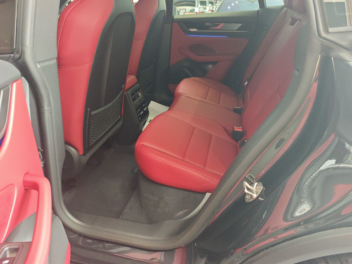 保时捷 Macan新能源 2024款 Macan 长续航版