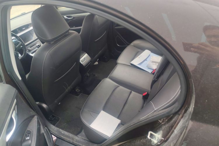 吉利汽车 帝豪 2019款 领军版 1.5L CVT豪华型 国VI中控内饰7004