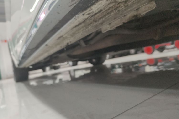 别克 世纪 2023款 2.0T 六座蕴世版机舱底盘29