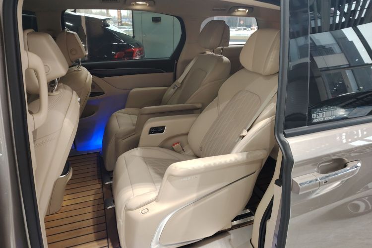 别克GL8 2023款 ES陆尊 豪华型中控内饰21