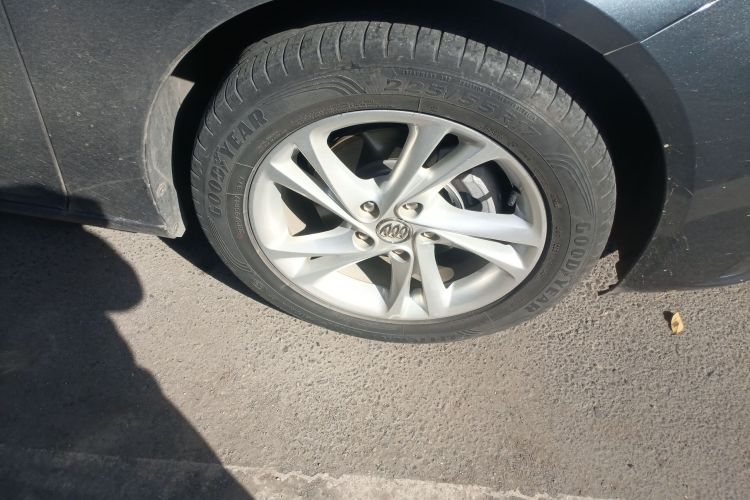 别克 君威 2021款 552T 精英型车身外观6007