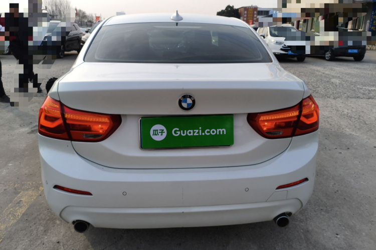 宝马1系 2020款 120i 时尚型车身外观6004