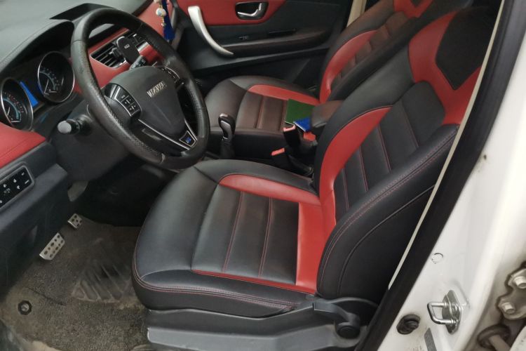 哈弗H1 2016款 蓝标 1.5L AMT都市型中控内饰19