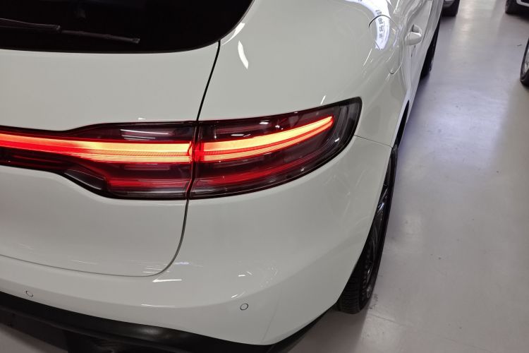 保时捷 2022款 Macan 2.0T车身外观6006