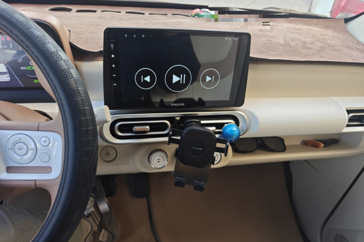 五菱汽车 宏光MINIEV 2024款 第三代 215km 青春版中控内饰16