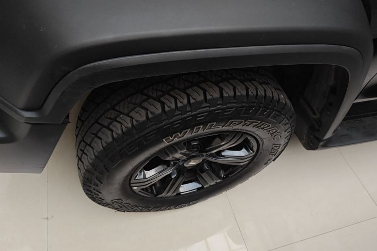 坦克300 2021款 越野版 2.0T 征服者车身外观6007