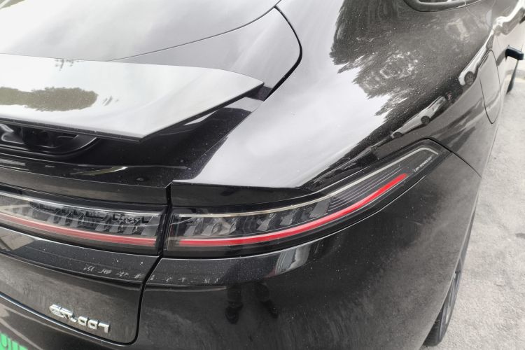 东风奕派 eπ007 2024款 增程 200如奕版车身外观9