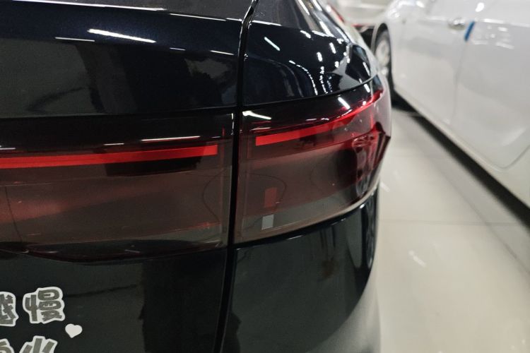 吉利汽车 帝豪 2022款 第4代 1.5L CVT精英型车身外观9