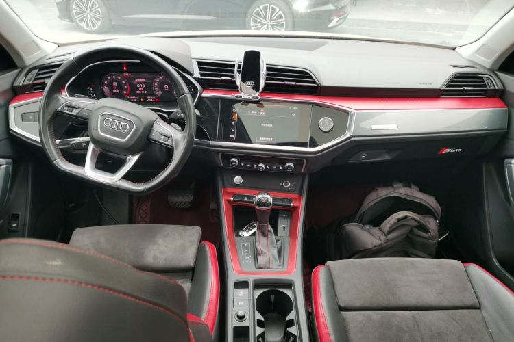 奥迪Q3 2019款 35 TFSI 时尚动感型中控内饰12