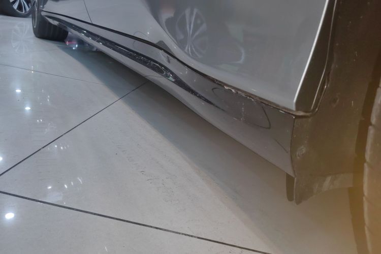 腾势Z9GT 2024款 1100四驱Max版局部细节9002