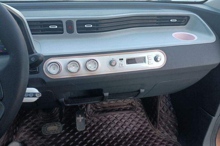 五菱汽车 宏光MINIEV 2022款 马卡龙臻享款 磷酸铁锂中控内饰16