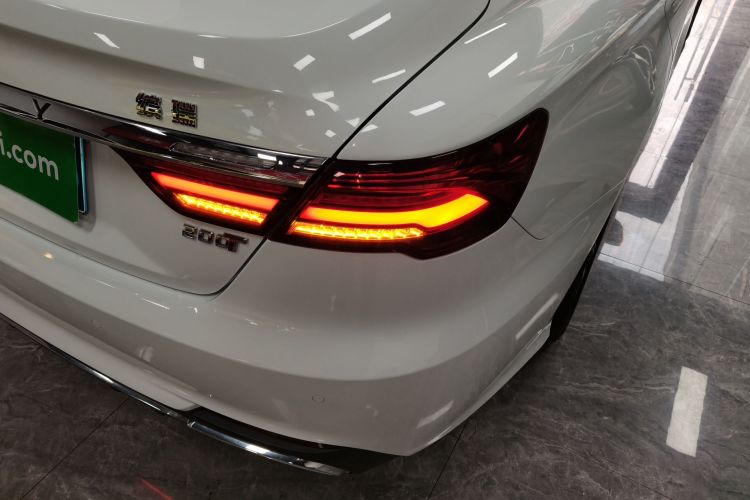 吉利汽车 缤瑞 2019款 200T DCT缤驰版车身外观9