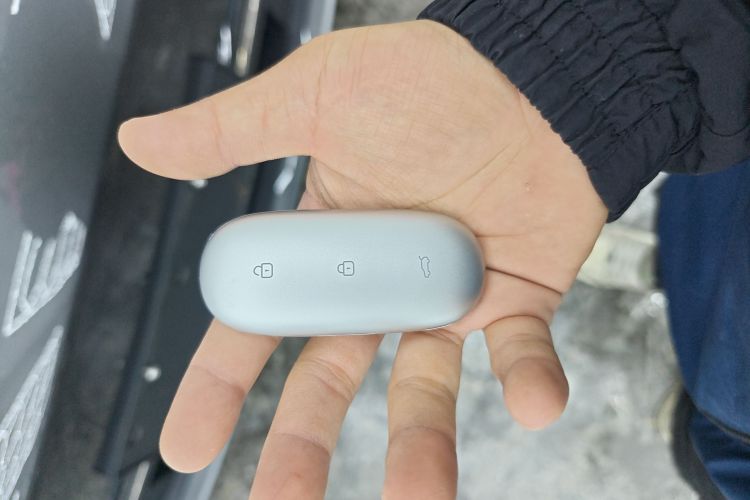 理想汽车 理想L8 2024款 Ultra中控内饰11