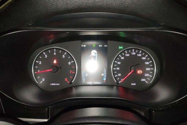 比亚迪 宋MAX 2017款 1.5T 自动智联精英型 7座中控内饰14