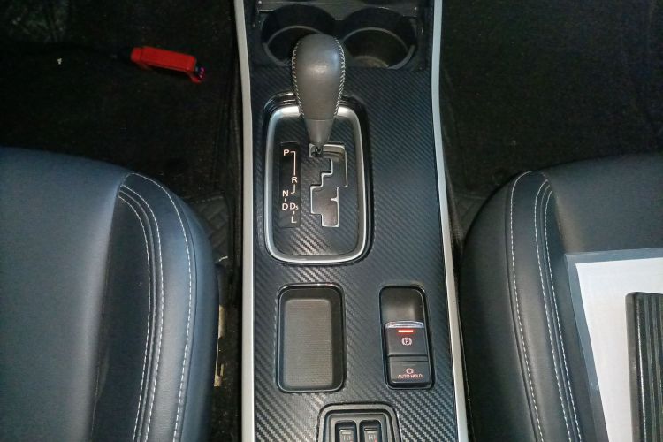 三菱 欧蓝德 2020款 2.0L 两驱畅享版 5座局部细节18