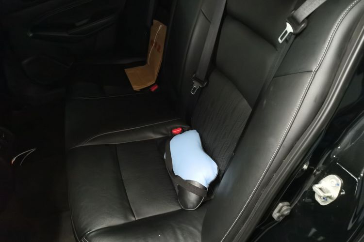 日产 天籁 2020款 改款 2.0L XL 舒适版中控内饰21