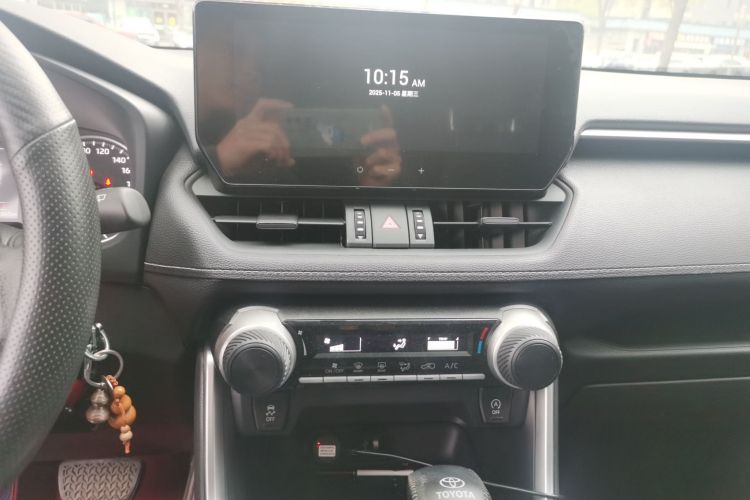 丰田 威兰达 2023款 2.0L CVT两驱领先版中控内饰16