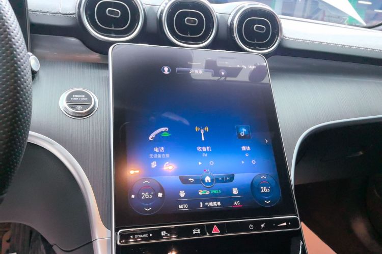 奔驰C级 2022款 改款 C 200 L 运动版局部细节16