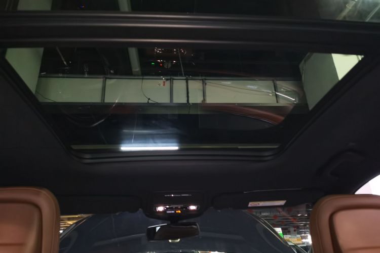 林肯 飞行家 2022款 3.0T V6 四驱尊雅版中控内饰22