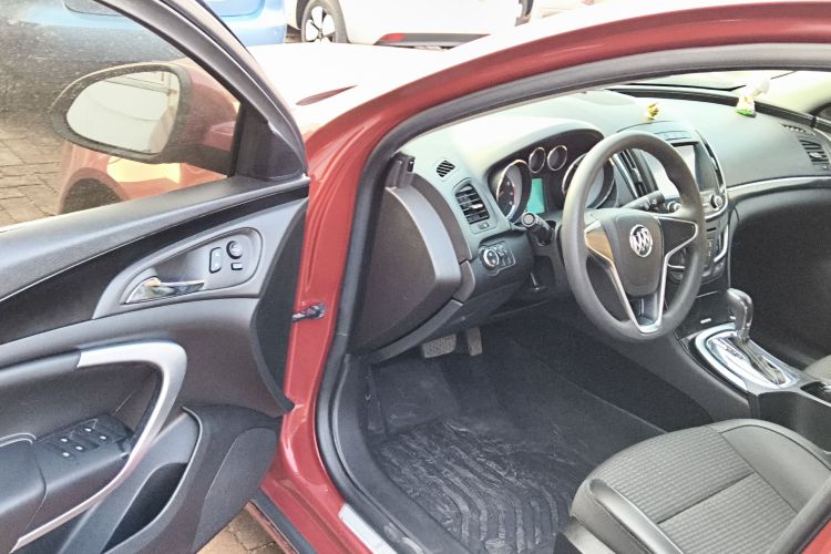 别克 君威 2015款 1.6T 领先技术型中控内饰20