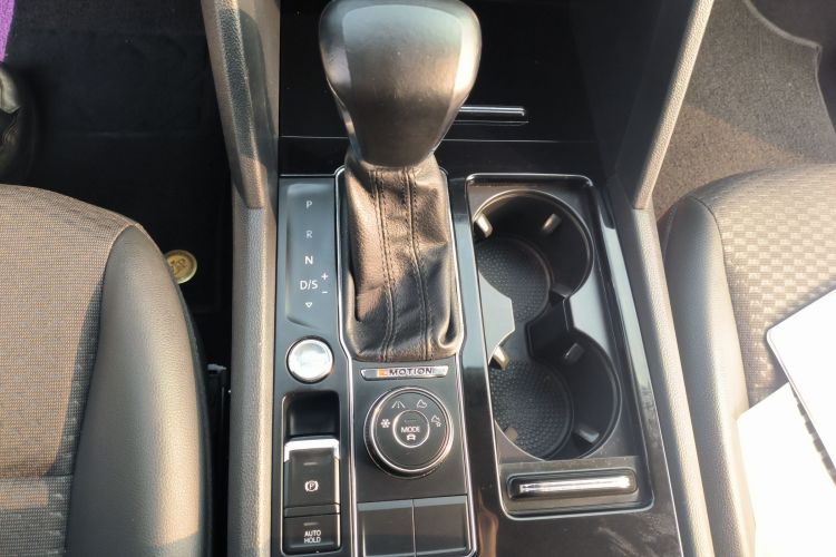 大众 途昂 2017款 380TSI 四驱舒适版中控内饰18