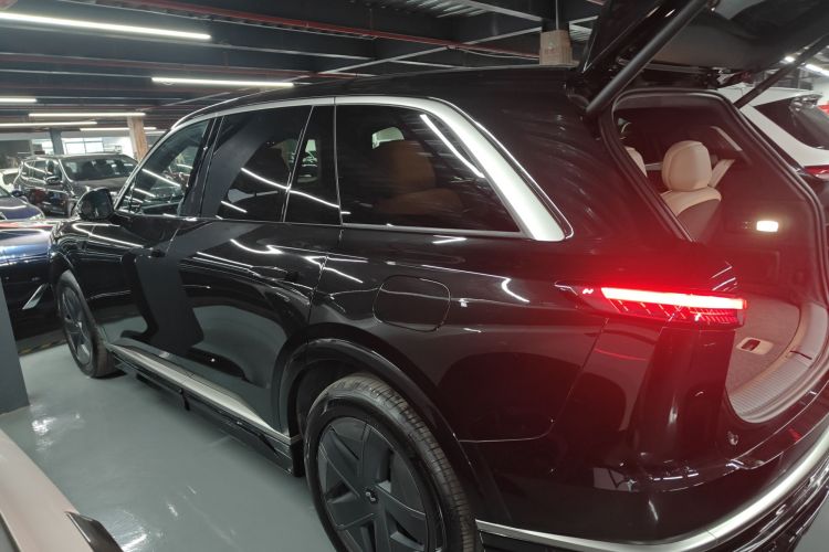 乐道L90 2025款 Pro 六座版车身外观4